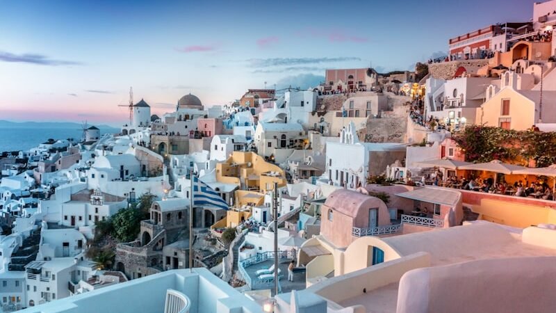 Santorini em 5 Dias: O Roteiro Completo para uma Viagem de Luxo à Grécia