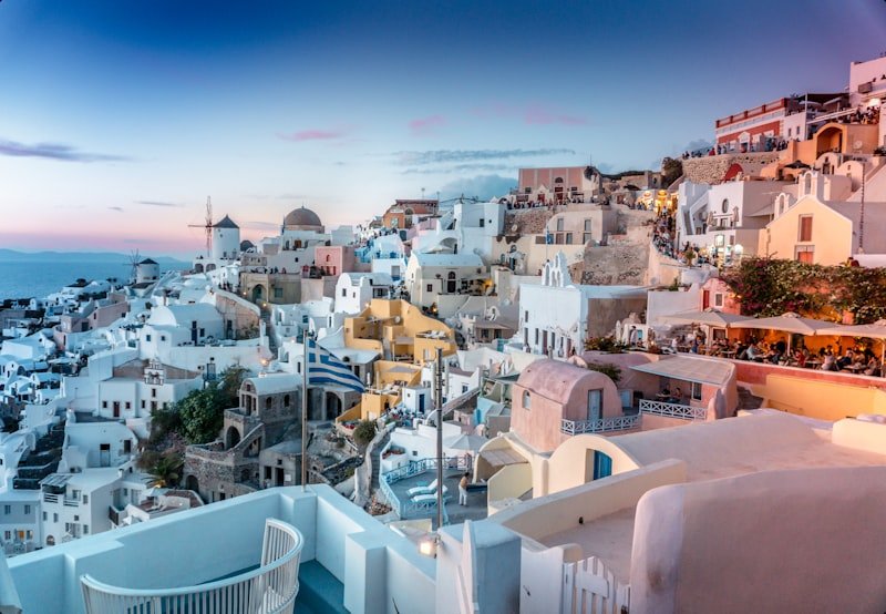 Santorini em 5 Dias: O Roteiro Completo para uma Viagem de Luxo à Grécia