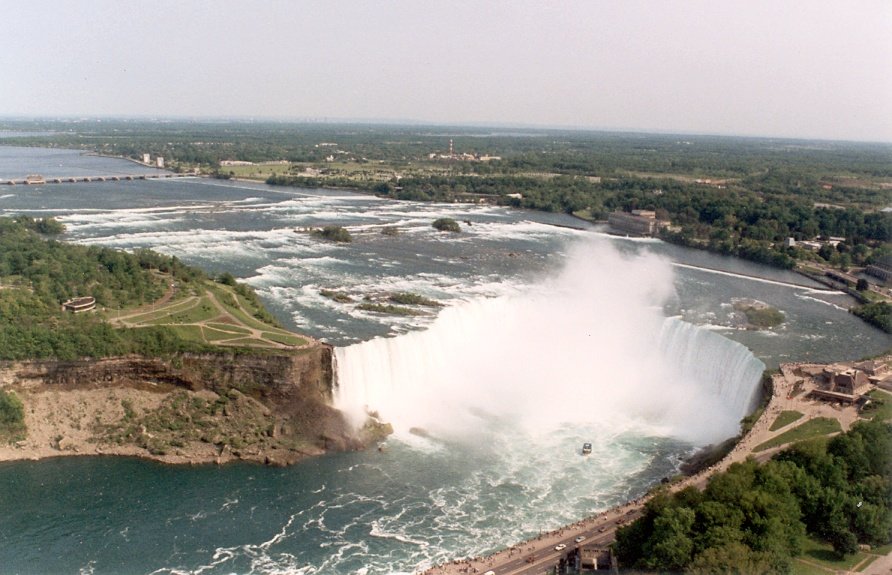 Canadá: Niágara, Montanhas Rochosas e Cidades Vibrantes — Guia para Brasileiros