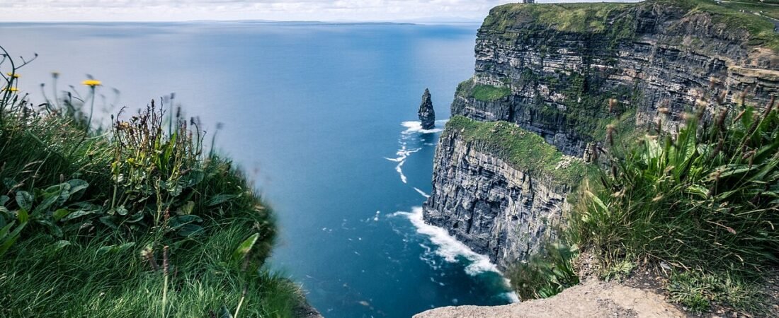Irlanda: Falésias, Pubs e o Verde que Encanta — Guia para Brasileiros